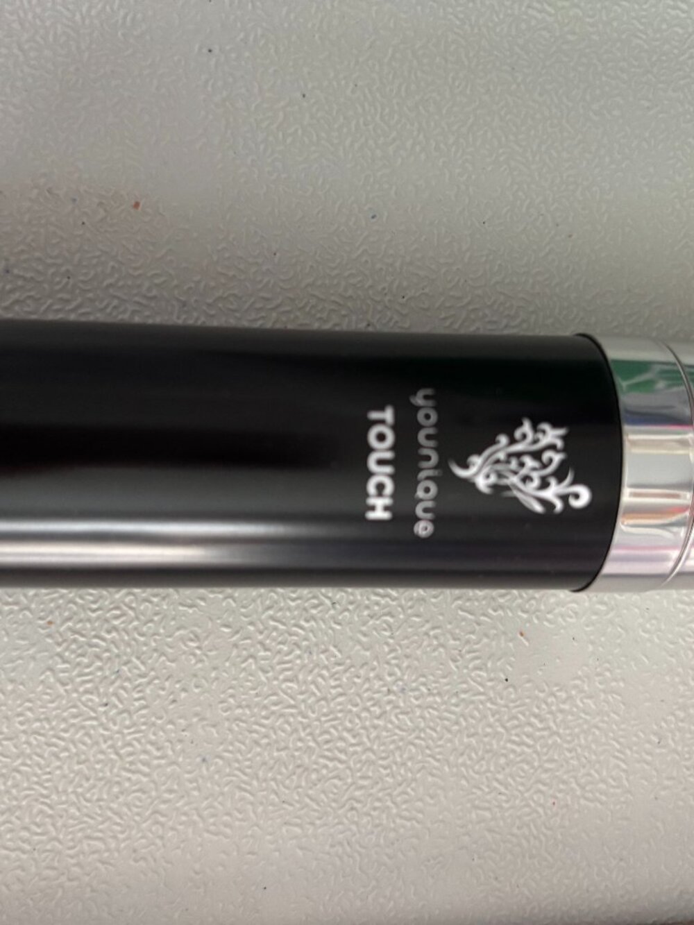 YOUNIQUE SPRAY FOUNDATION